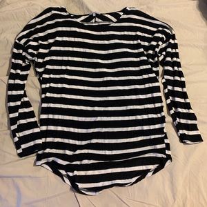 Black & White Striped Long Sleeve Tee